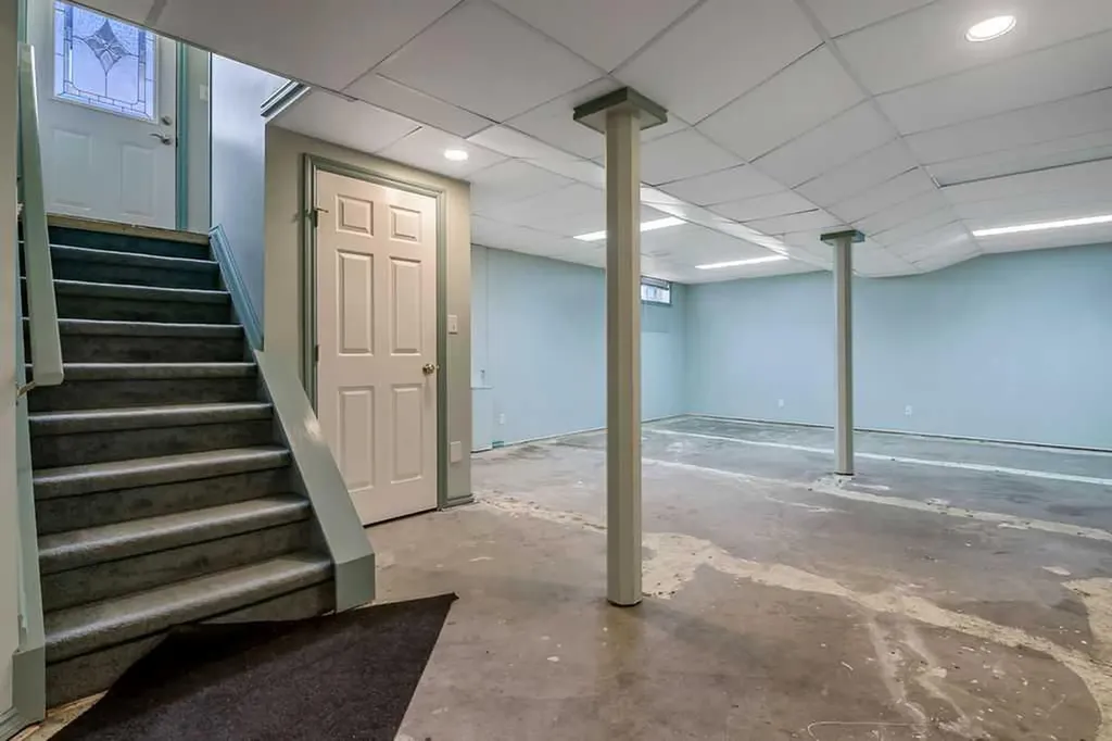1007 Mackid Road NE Calgary AB T2E 6A8