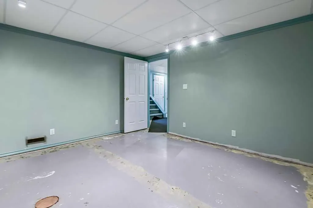 1007 Mackid Road NE Calgary AB T2E 6A8