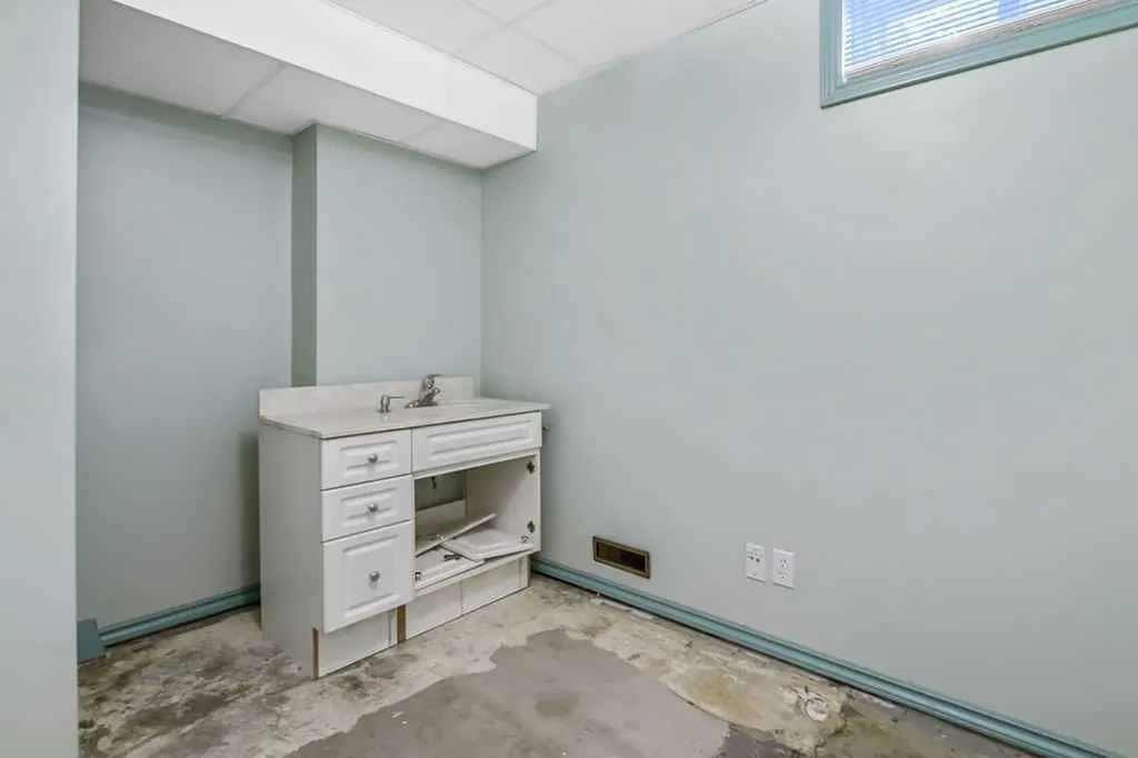 1007 Mackid Road NE Calgary AB T2E 6A8