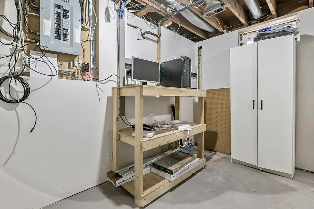 1007 Mackid Road NE Calgary AB T2E 6A8