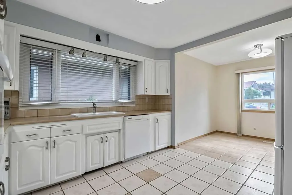 1007 Mackid Road NE Calgary AB T2E 6A8
