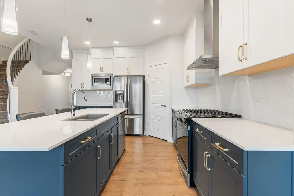 6003 Edmonds Place NW Edmonton AB T6M 1S1