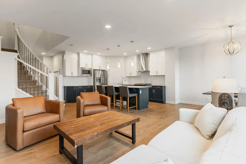 6003 Edmonds Place NW Edmonton AB T6M 1S1