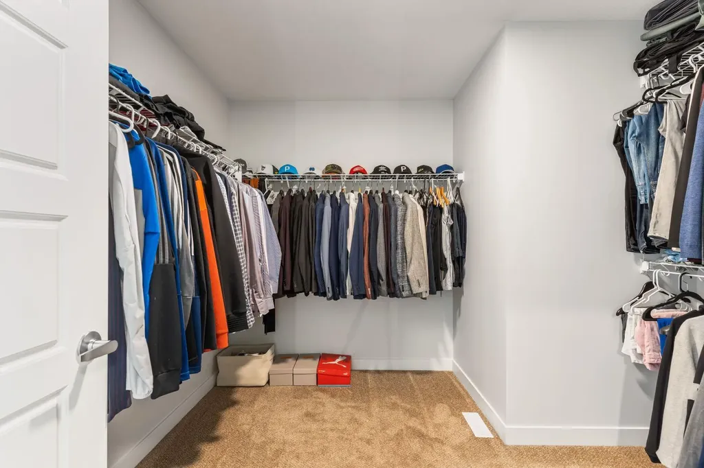 6003 Edmonds Place NW Edmonton AB T6M 1S1