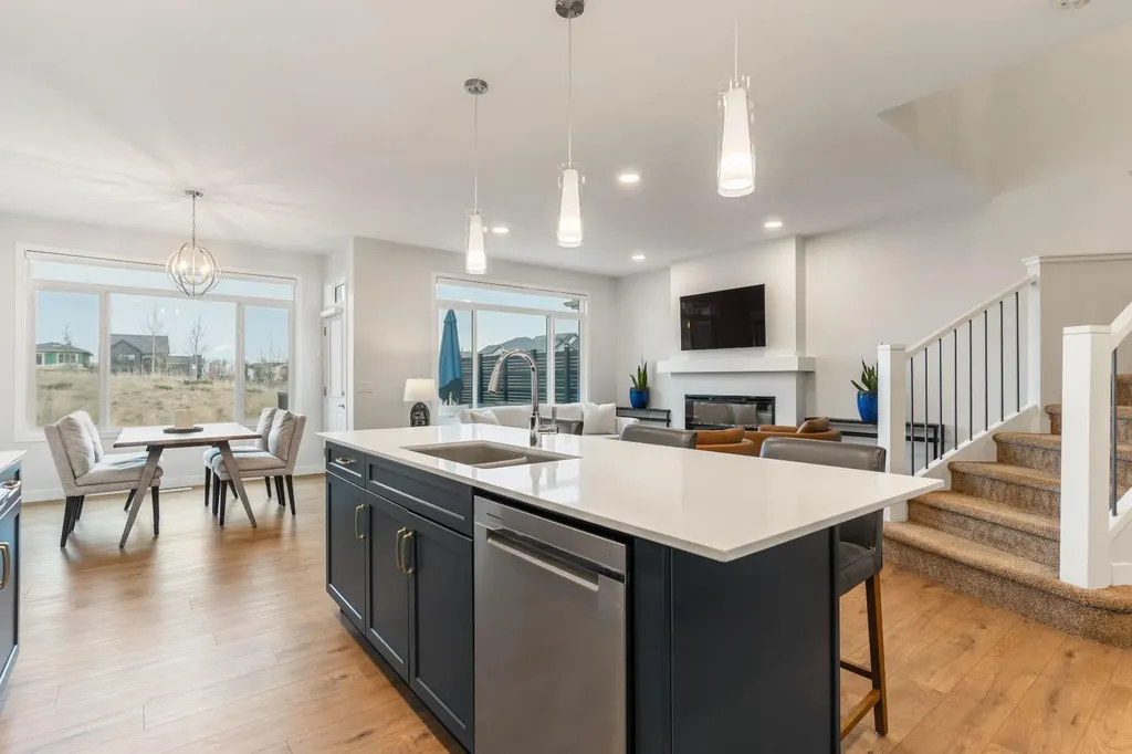 6003 Edmonds Place NW Edmonton AB T6M 1S1