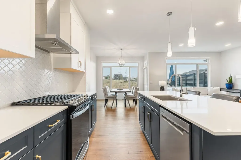 6003 Edmonds Place NW Edmonton AB T6M 1S1