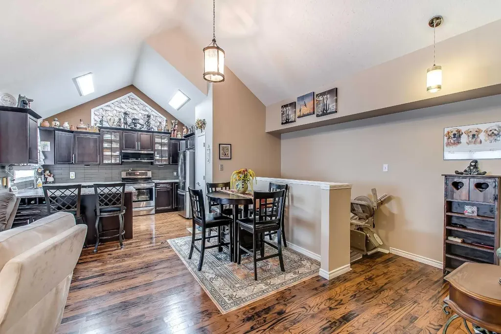 221 Cameron Road SE Medicine Hat AB T1B4B5