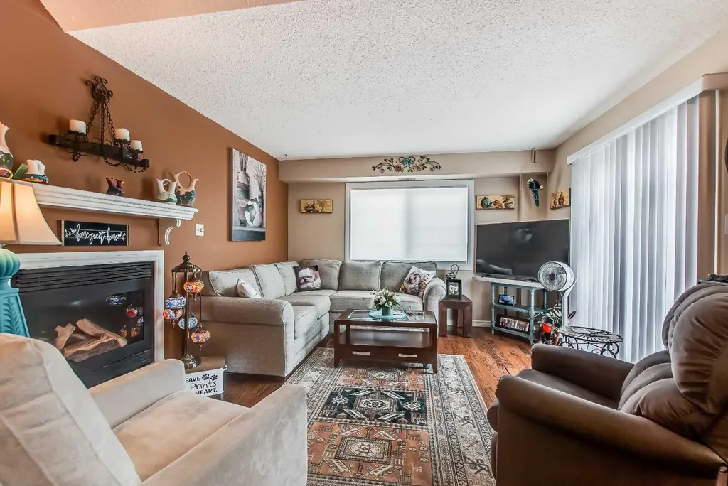 221 Cameron Road SE Medicine Hat AB T1B4B5