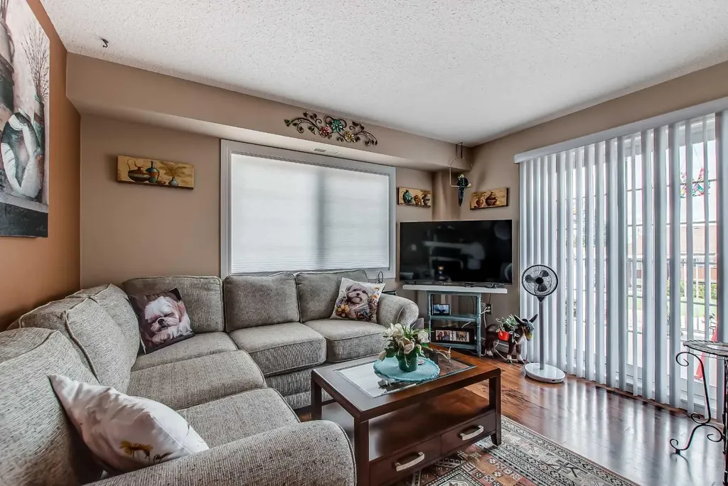 221 Cameron Road SE Medicine Hat AB T1B4B5