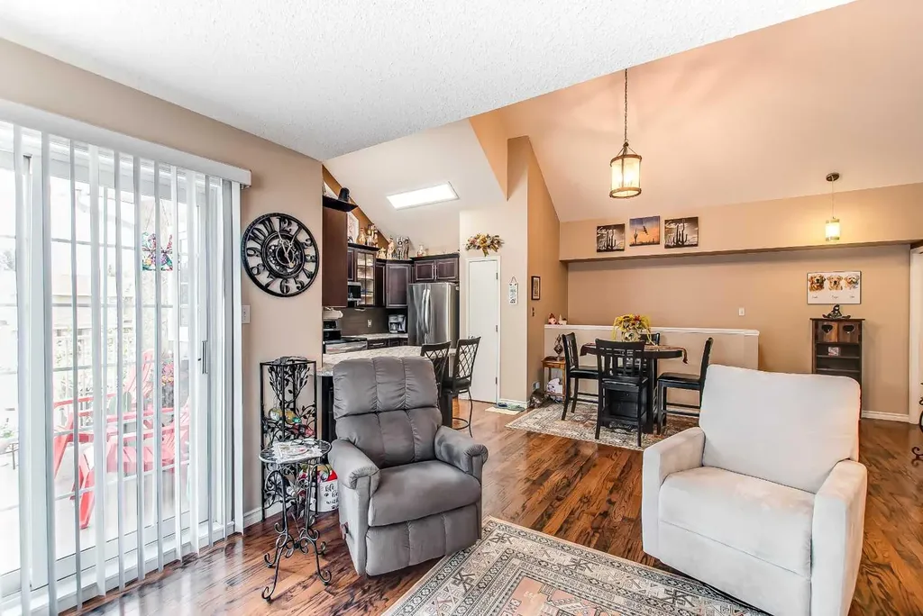 221 Cameron Road SE Medicine Hat AB T1B4B5