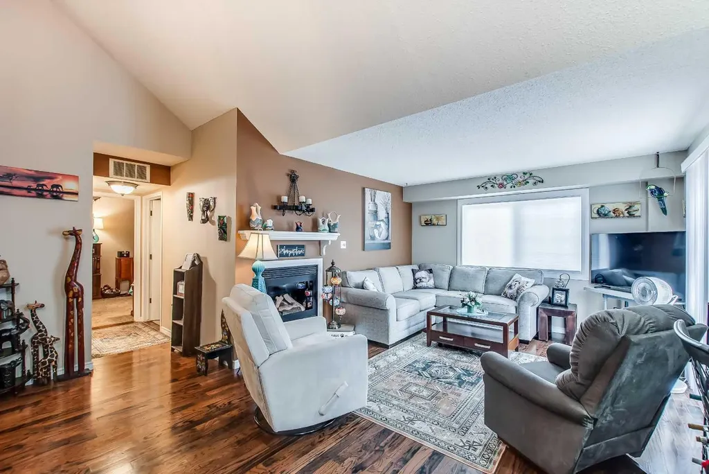 221 Cameron Road SE Medicine Hat AB T1B4B5