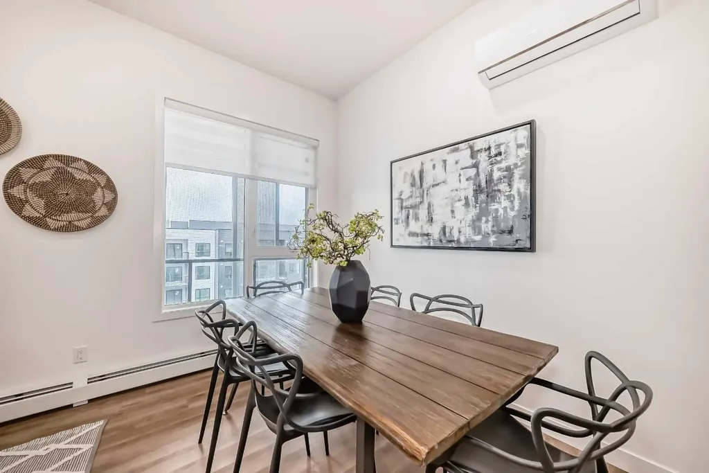 4138 University Avenue NW Calgary AB T3B 6L4