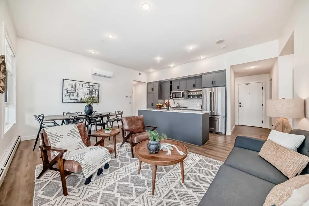 4138 University Avenue NW Calgary AB T3B 6L4