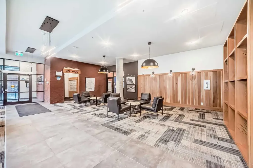 4138 University Avenue NW Calgary AB T3B 6L4