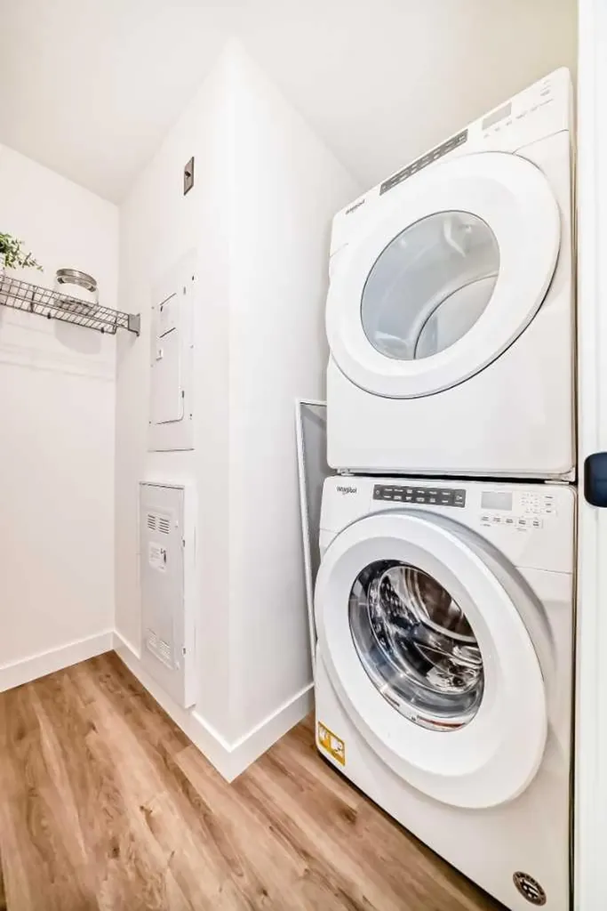 4138 University Avenue NW Calgary AB T3B 6L4
