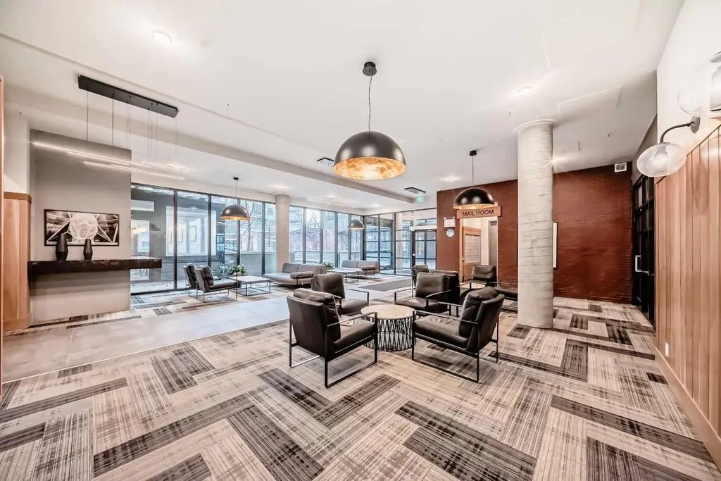 4138 University Avenue NW Calgary AB T3B 6L4