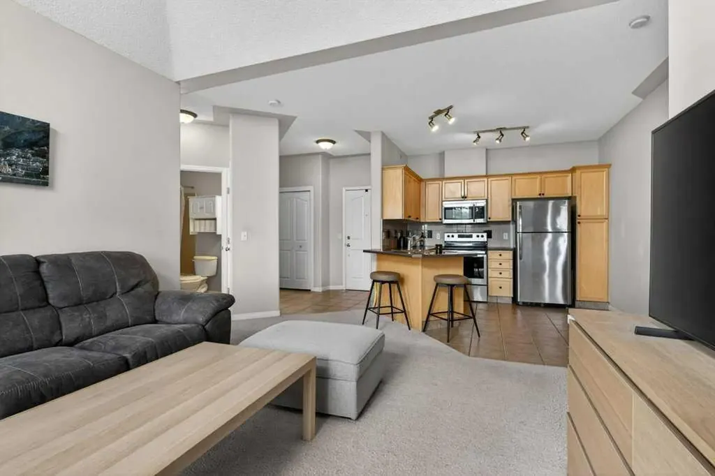 345 Rocky Vista Park NW Calgary AB T3G 5K6