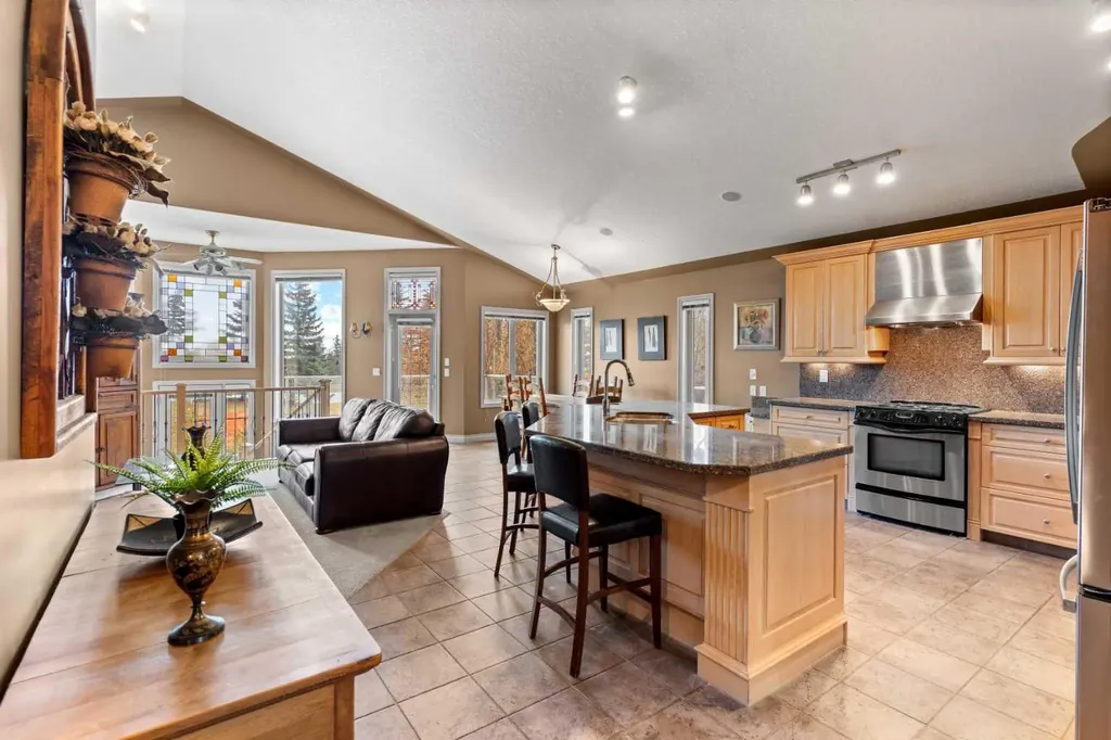 938 Panorama Hills Drive NW Calgary AB T3K 5C3
