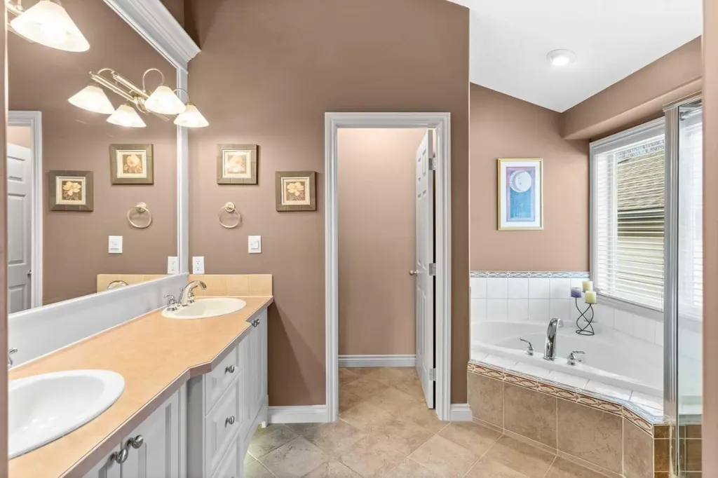 938 Panorama Hills Drive NW Calgary AB T3K 5C3