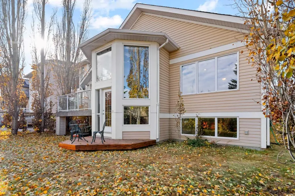 938 Panorama Hills Drive NW Calgary AB T3K 5C3