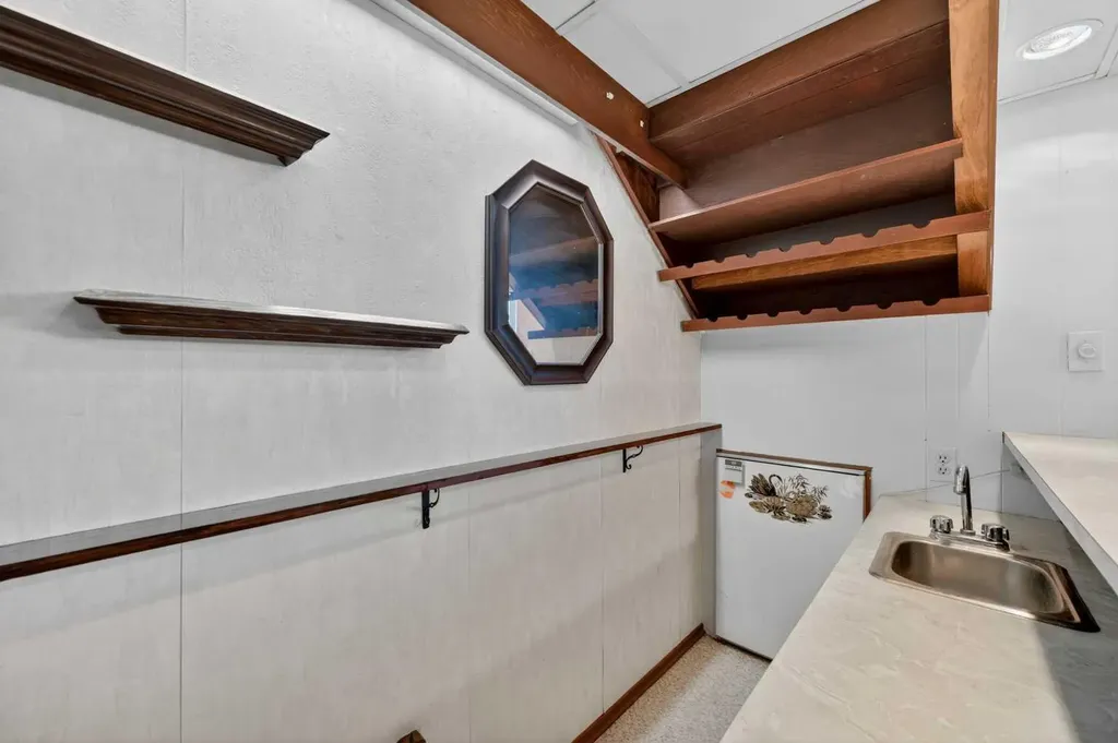 3139 Oakwood Drive SW Calgary AB T2V0K2