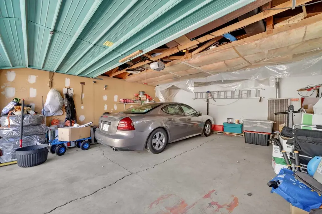 3139 Oakwood Drive SW Calgary AB T2V0K2