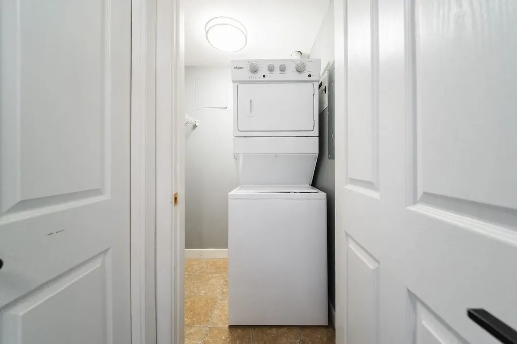 108 Denholm Gate Fort Mcmurray AB T9H 0B3