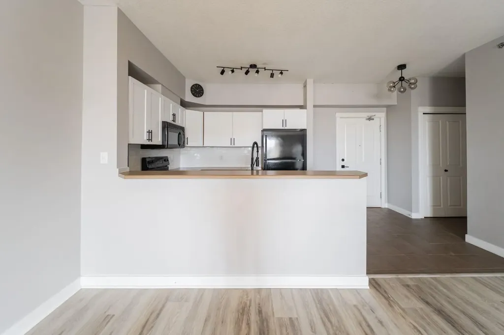 108 Denholm Gate Fort Mcmurray AB T9H 0B3