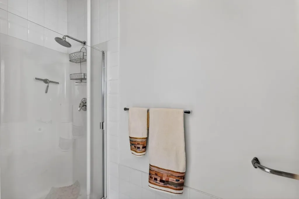 154 Sienna Ridge Landing SW Calgary AB T3H 3T1