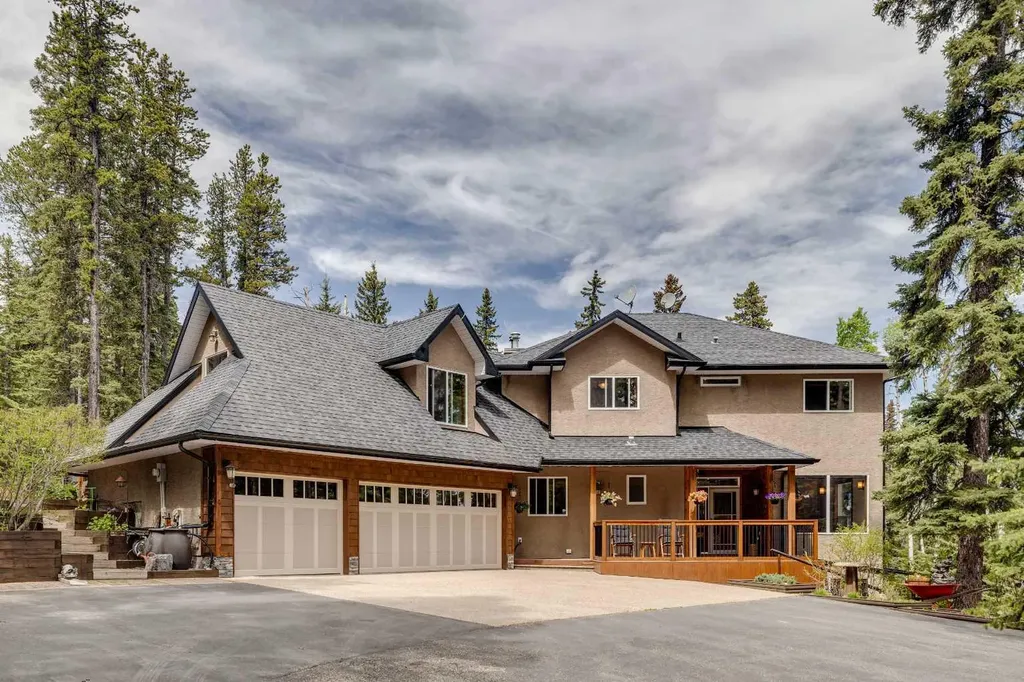 4 Highlands Place Bragg Creek AB T0L 0K0