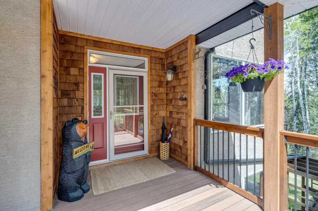 4 Highlands Place Bragg Creek AB T0L 0K0
