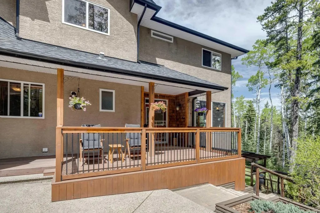 4 Highlands Place Bragg Creek AB T0L 0K0