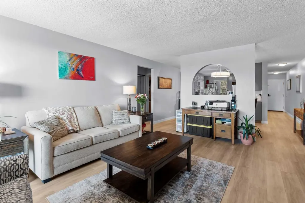 333 2 Avenue NE Calgary AB T2E 0E5