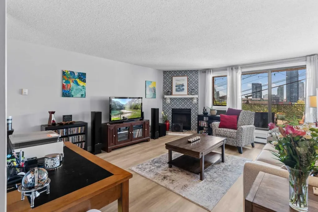 333 2 Avenue NE Calgary AB T2E 0E5