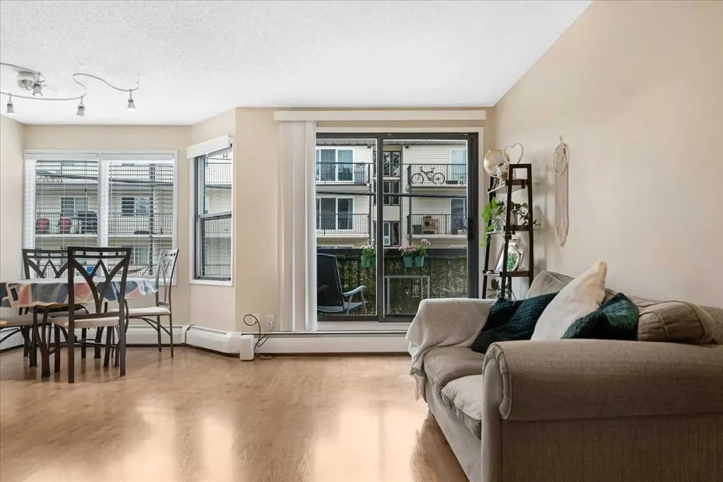 630 57 Avenue SW Calgary AB T2V0H4