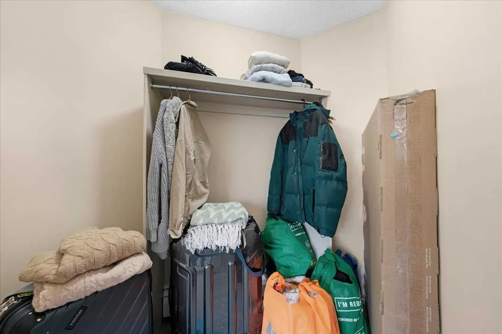 630 57 Avenue SW Calgary AB T2V0H4