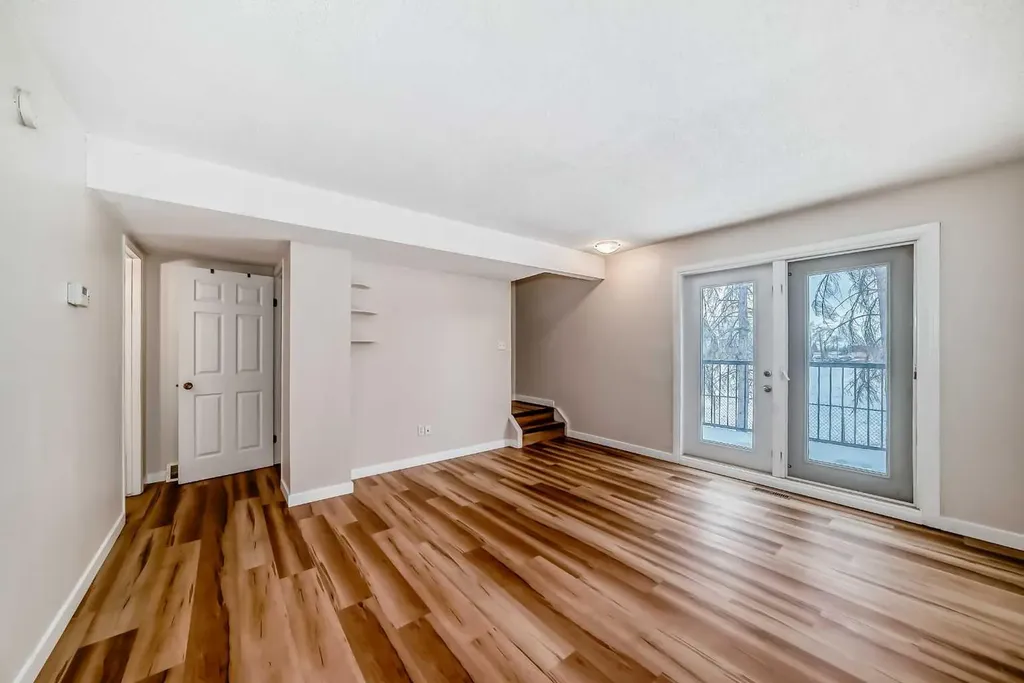 4531 7 Avenue SE Calgary AB T2A 5E4