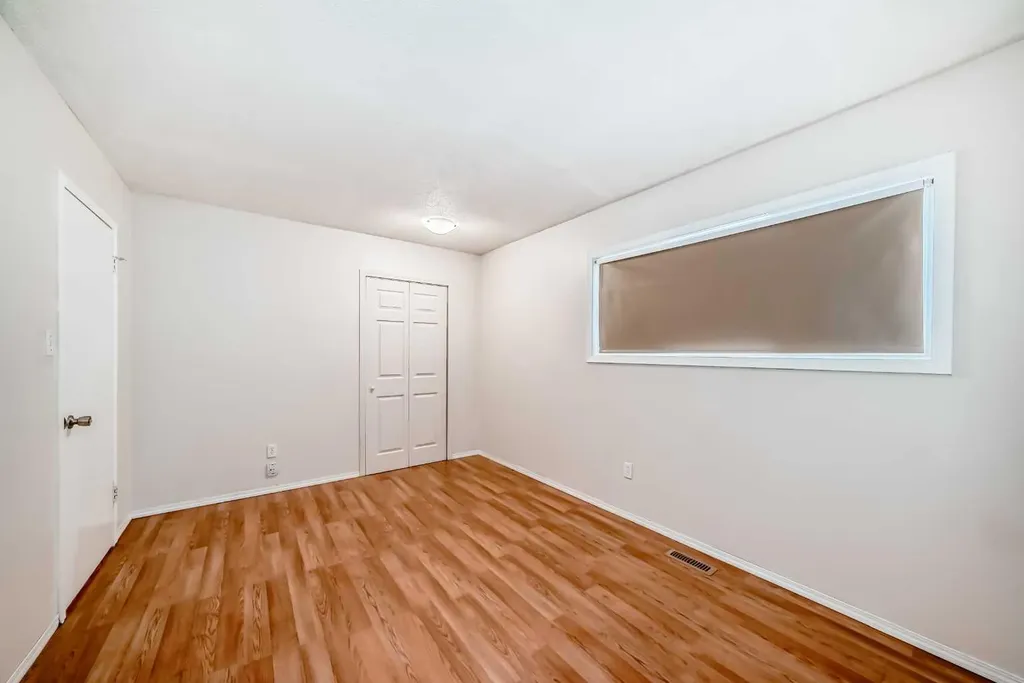 4531 7 Avenue SE Calgary AB T2A 5E4