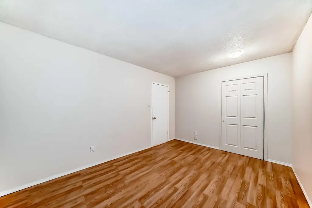 4531 7 Avenue SE Calgary AB T2A 5E4