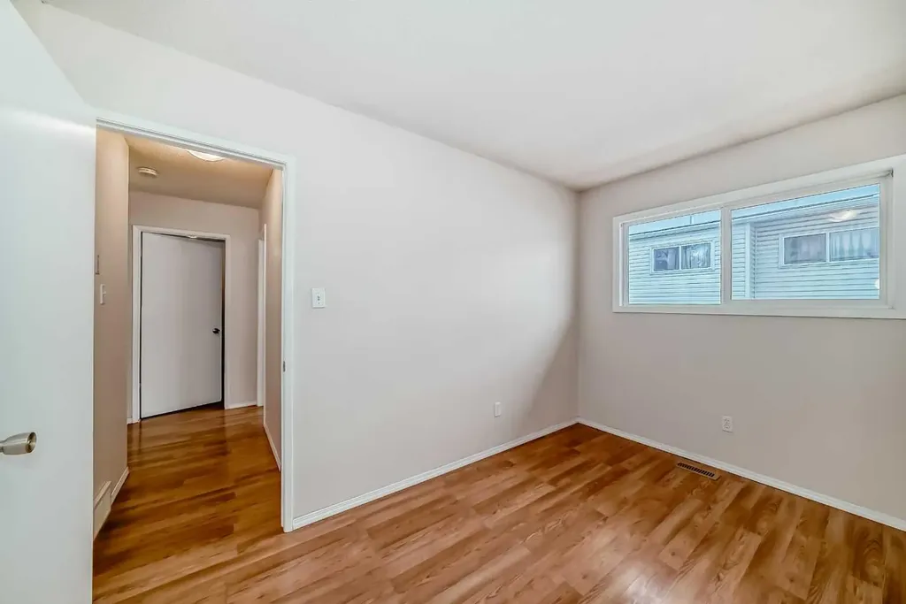4531 7 Avenue SE Calgary AB T2A 5E4