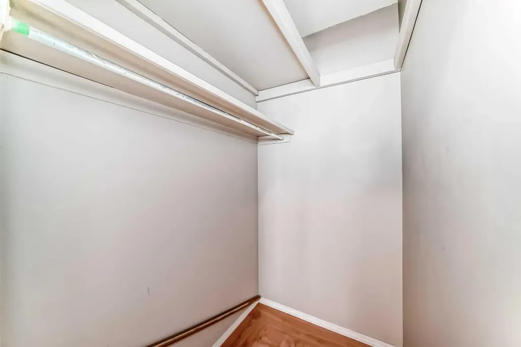 4531 7 Avenue SE Calgary AB T2A 5E4