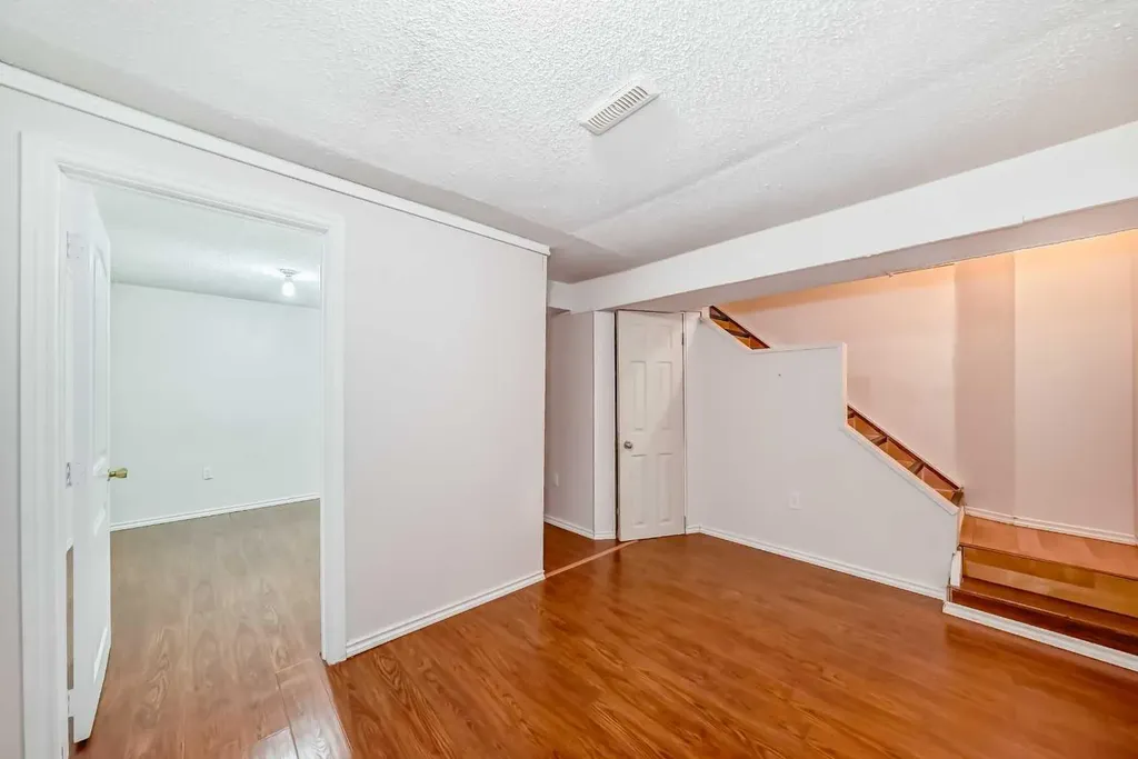 4531 7 Avenue SE Calgary AB T2A 5E4