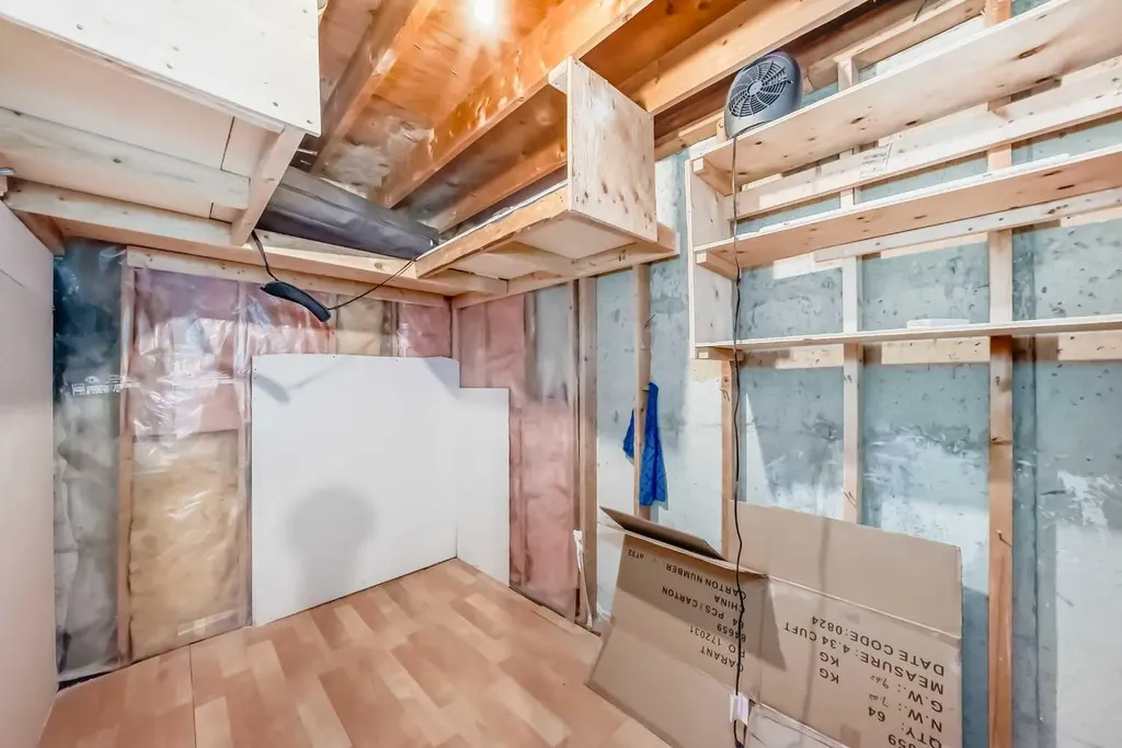 4531 7 Avenue SE Calgary AB T2A 5E4