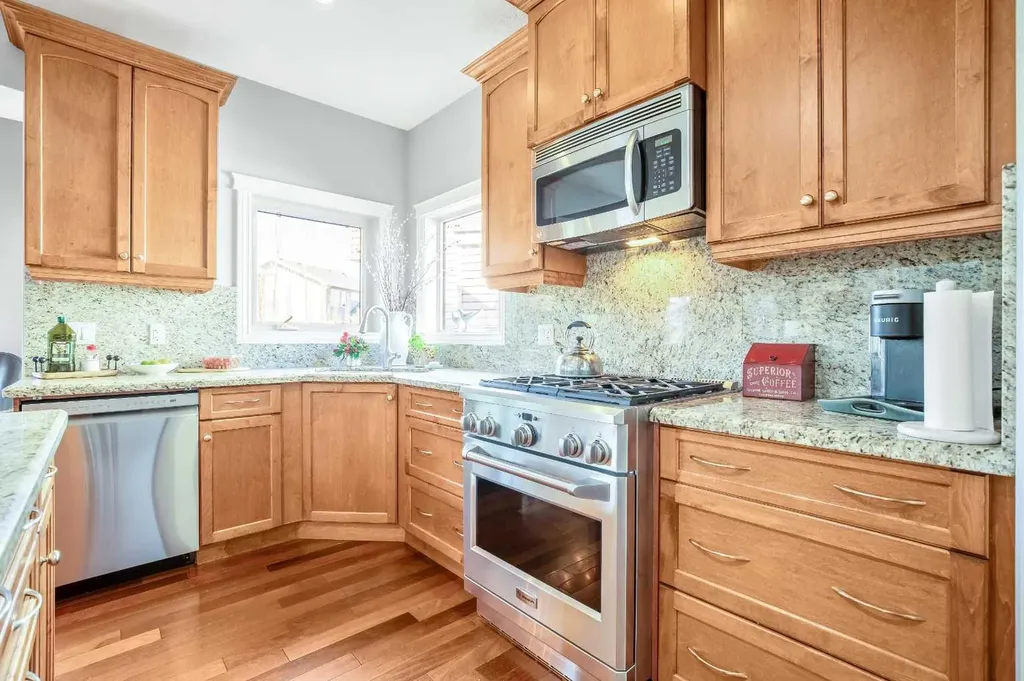 611 Montgomery Close SE High River AB T1V0B7