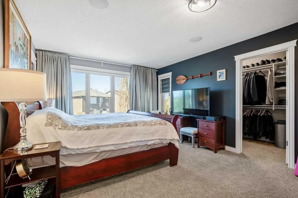 611 Montgomery Close SE High River AB T1V0B7