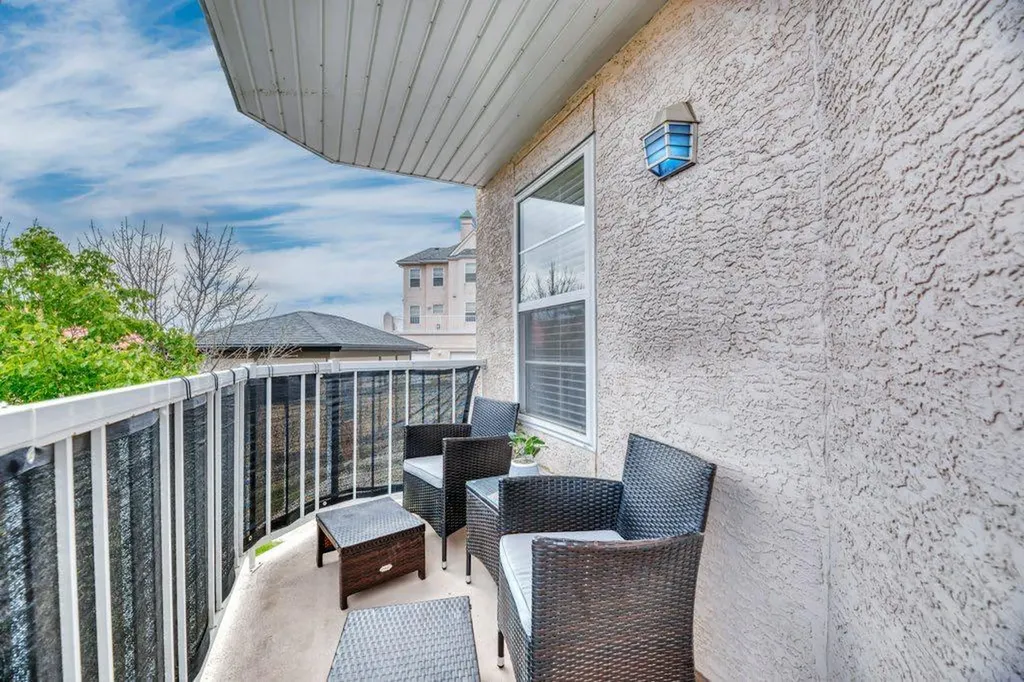 50 Westland Road Okotoks AB T1S 1N1