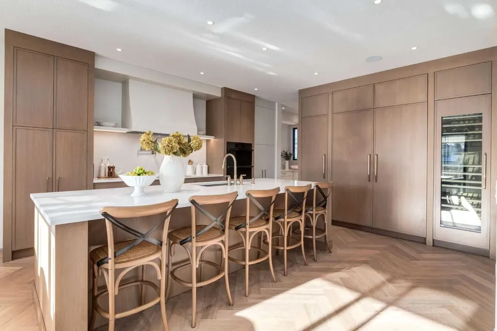 144 Greenwich Heath NW Calgary AB T3B 6P2