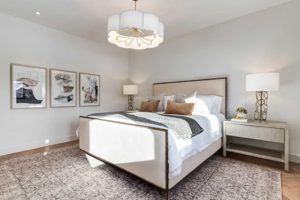 144 Greenwich Heath NW Calgary AB T3B 6P2
