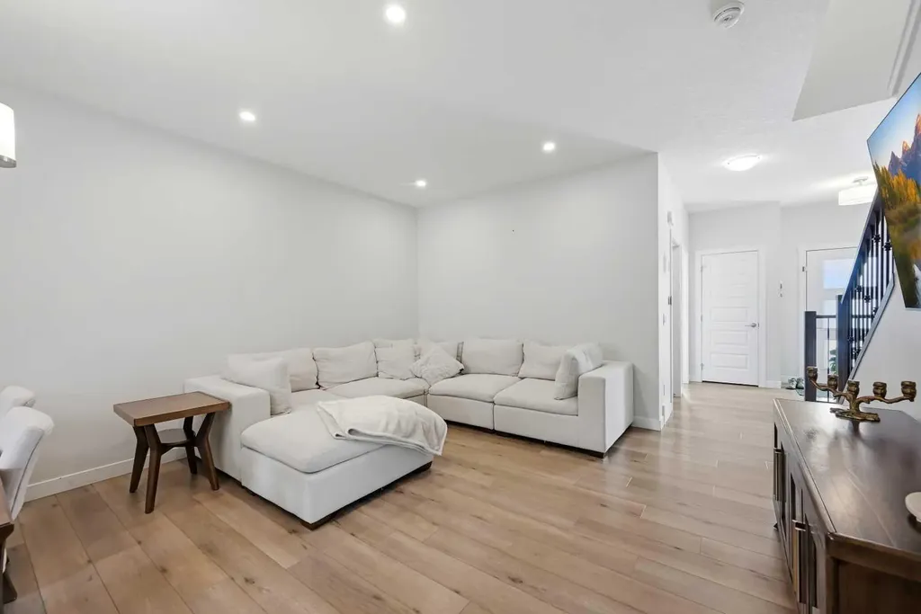 179 Homestead Drive NE Calgary AB T3J 2G9
