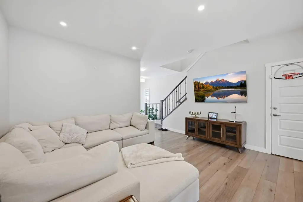 179 Homestead Drive NE Calgary AB T3J 2G9
